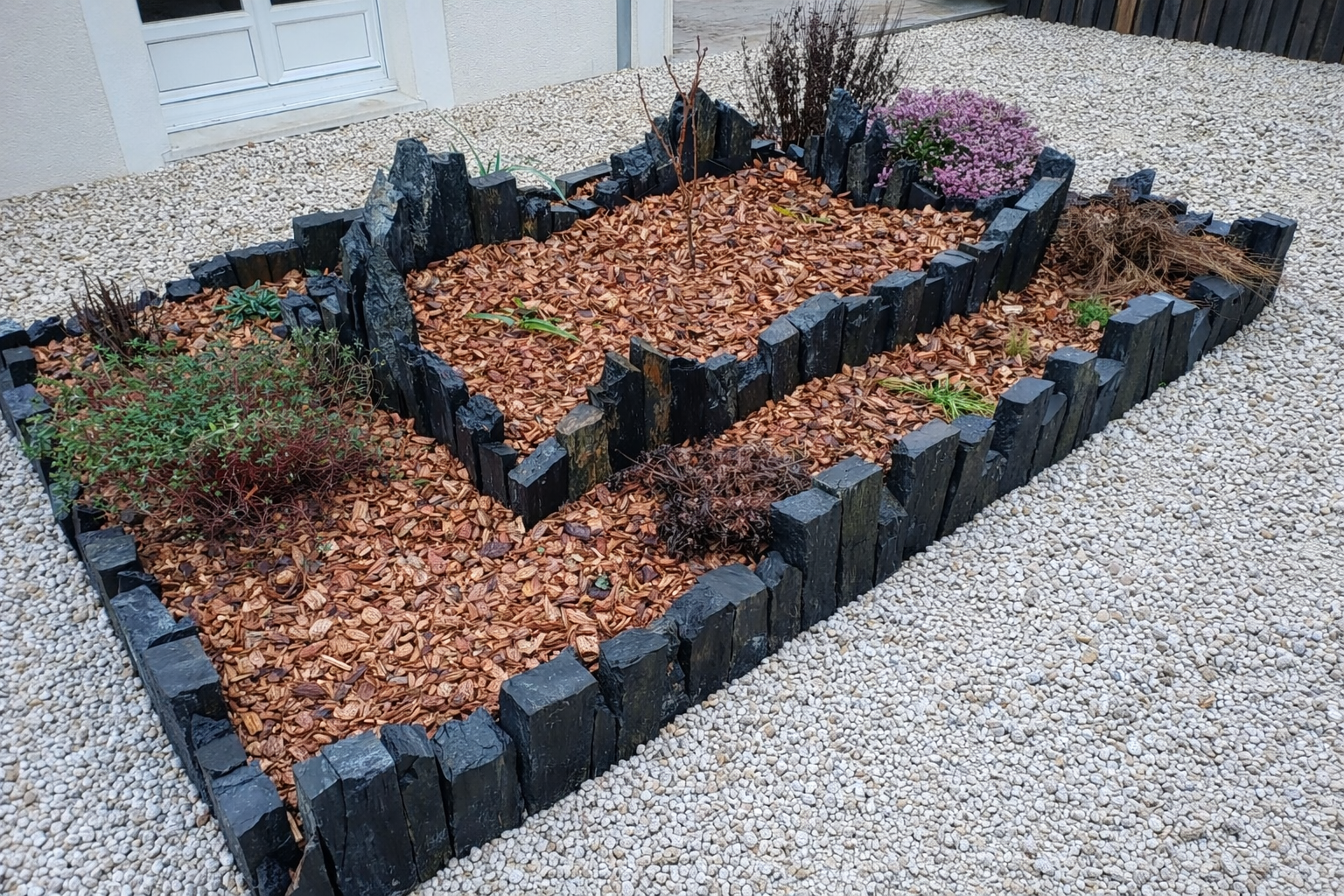 Piquets de schiste irréguliers 50 cm de haut