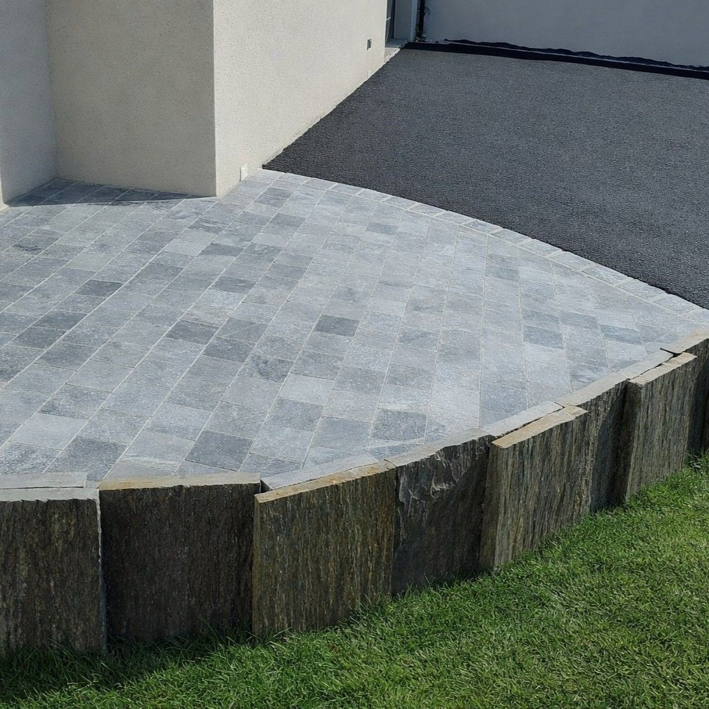 Plaques de schiste - largeur 30 cm - bouts sciés